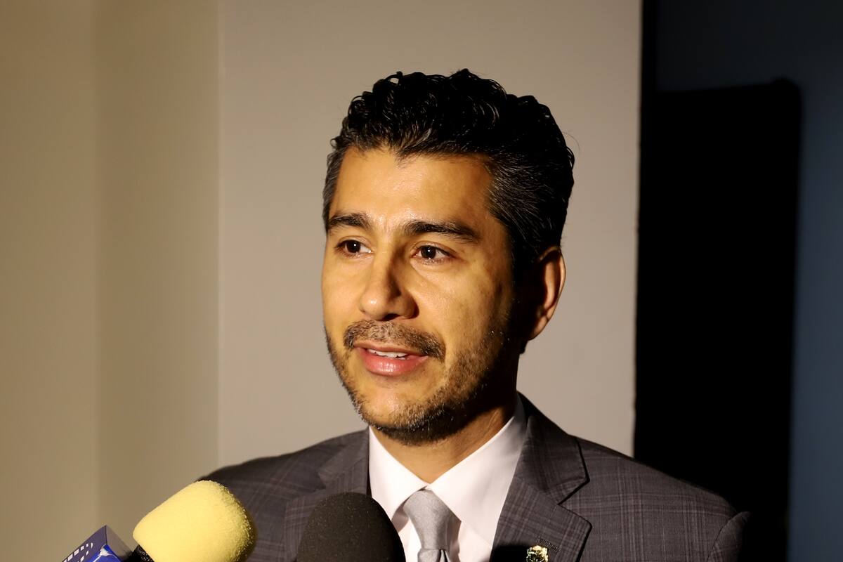 Da informe Secretario de Trabajo y Previsión Social