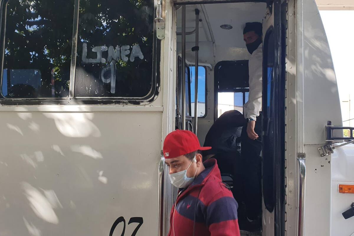 Reducen horario de transporte público de Hermosillo ante semáforo rojo por Covid-19