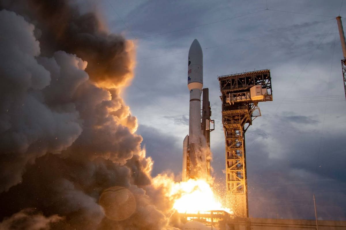 VIDEO: Lanzan al espacio dos satélites de seguridad para la Fuerza Espacial de Estados Unidos