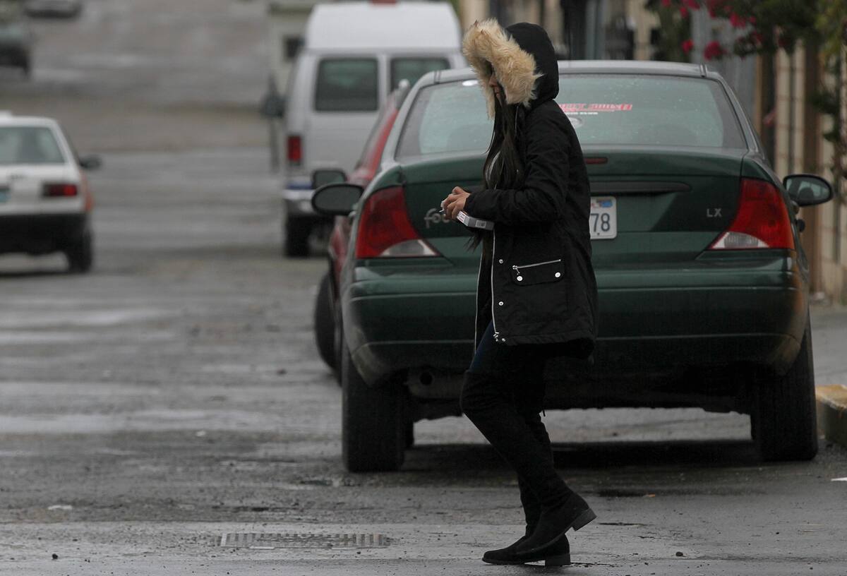 Lloviznas durante la Octava Tormenta Invernal que afecto al estado de Baja California durante la mañana de este domingo, anuncio el Servicio Meteorológico Nacional, mientras que el Sistema Frontal No. 29 se extiende desde Coahuila hasta Durango, originan ambiente frío y húmedo en el noroeste y norte del territorio nacional.