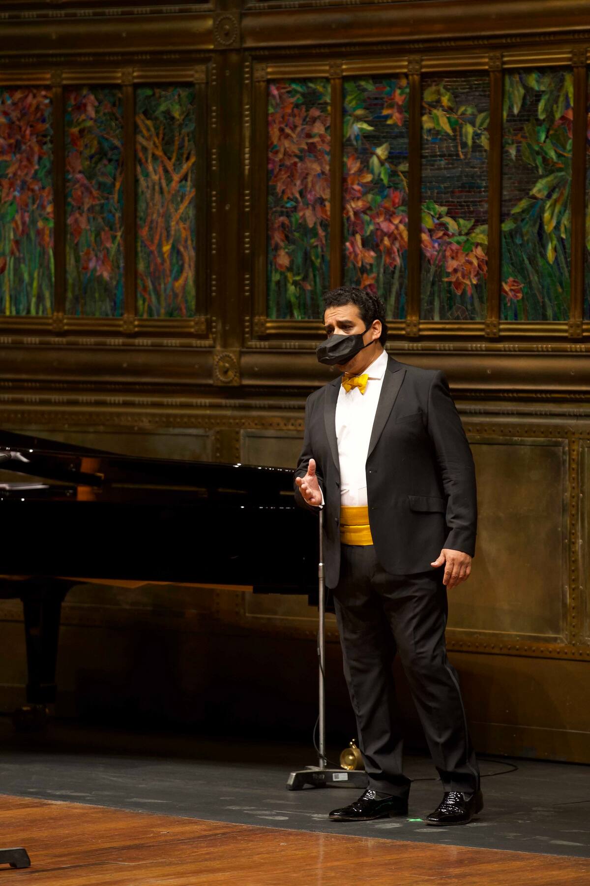 EUM20210521CUL06.JPG
CIUDAD DE MÉXICO. Culture/Cultura-Bellas Artes.- 21 de mayo de 2021. Aspectos de la reapertura de la sala principal del Palacio de Bellas Artes, con la presencia del ensamble solistas de Bellas Artes. Foto: Agencia EL UNIVERSAL/Germán Espinosa/EELG