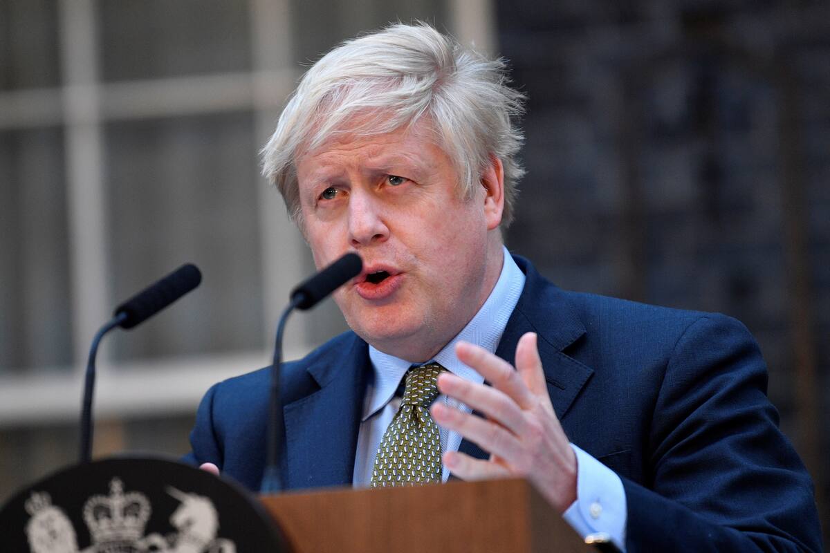 Sigue Boris Johnson en cuidados intensivos por Covid-19, pero sin respirador