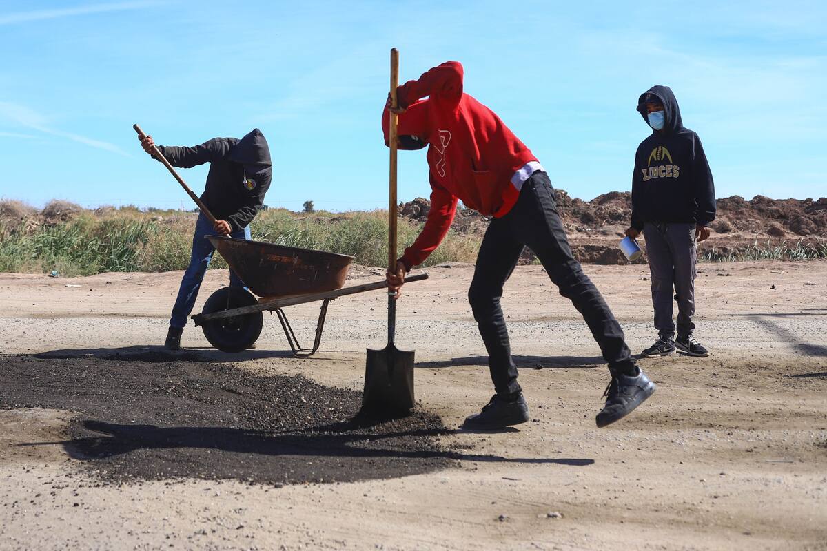 Jóvenes bachean la “Santa Isabel”