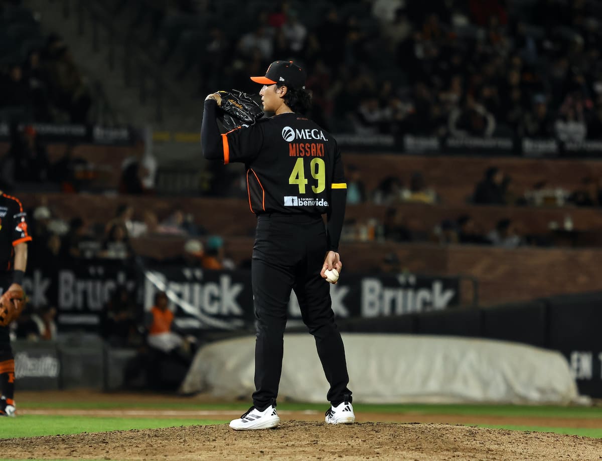 Daniel Missaki se ha adaptado al beisbol de la LMP. (Foto: Cortesía Club Naranjeros)