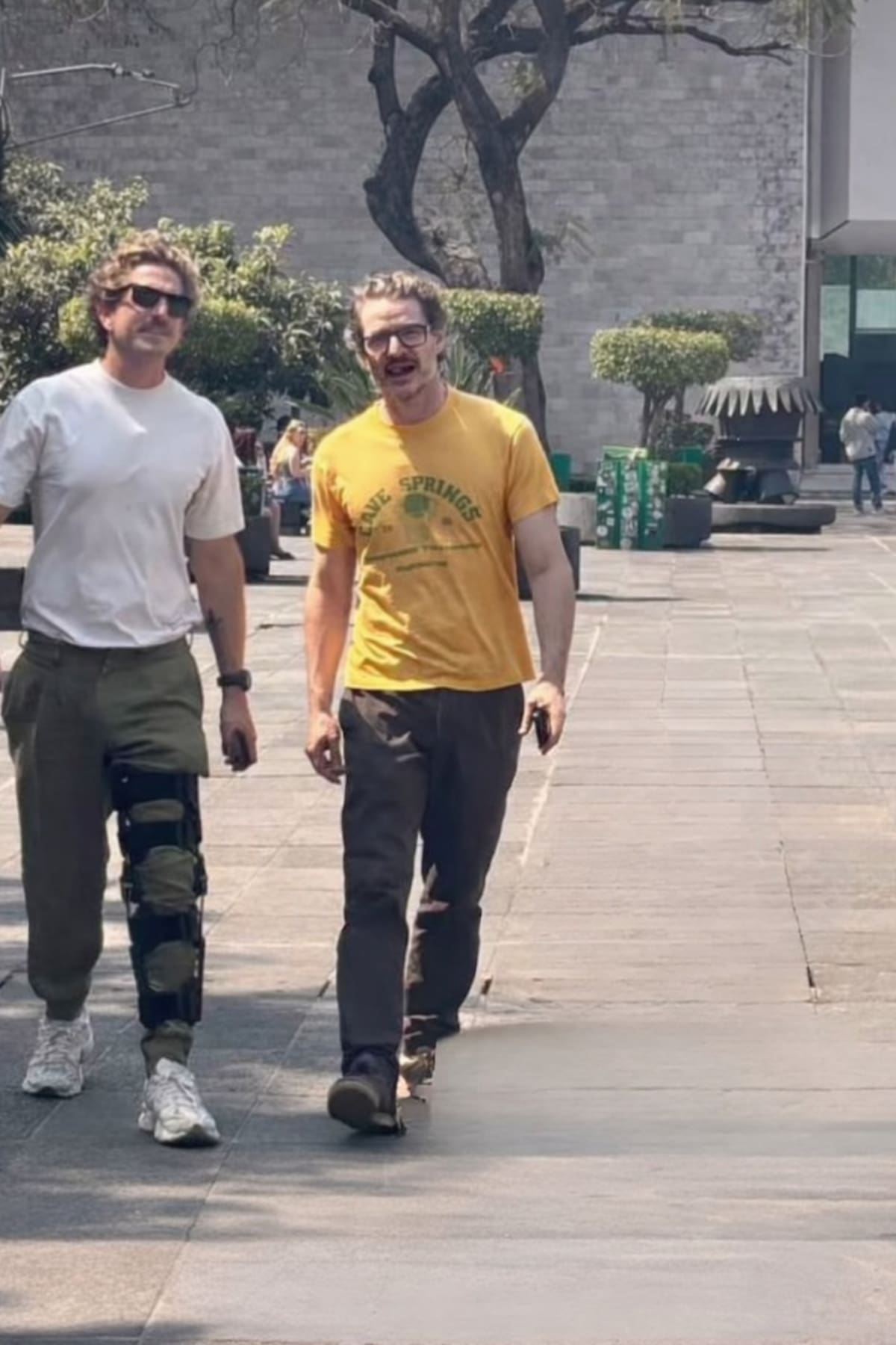 El actor chileno fue visto junto a Rafael Olarra de paseo por el Museo Nacional de Antropología en Ciudad de México. Foto: Cortesía