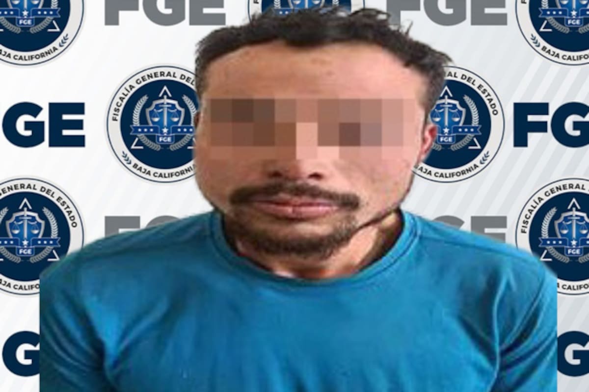 Queda en prisión hombre que agredió a un policía