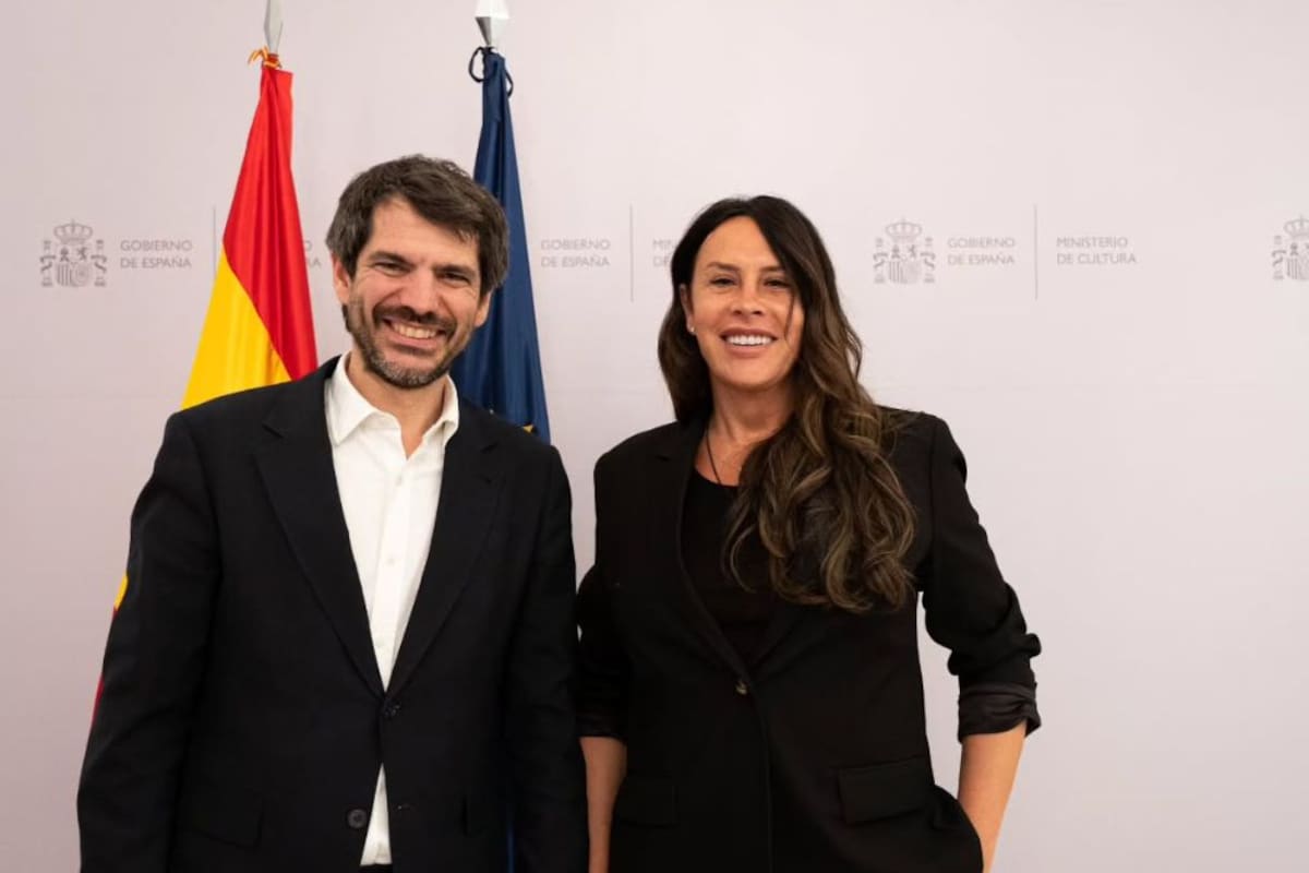 Ministro de Cultura de España cambia su opinión hacia Karla Sofía Gascón: “No nos representa”