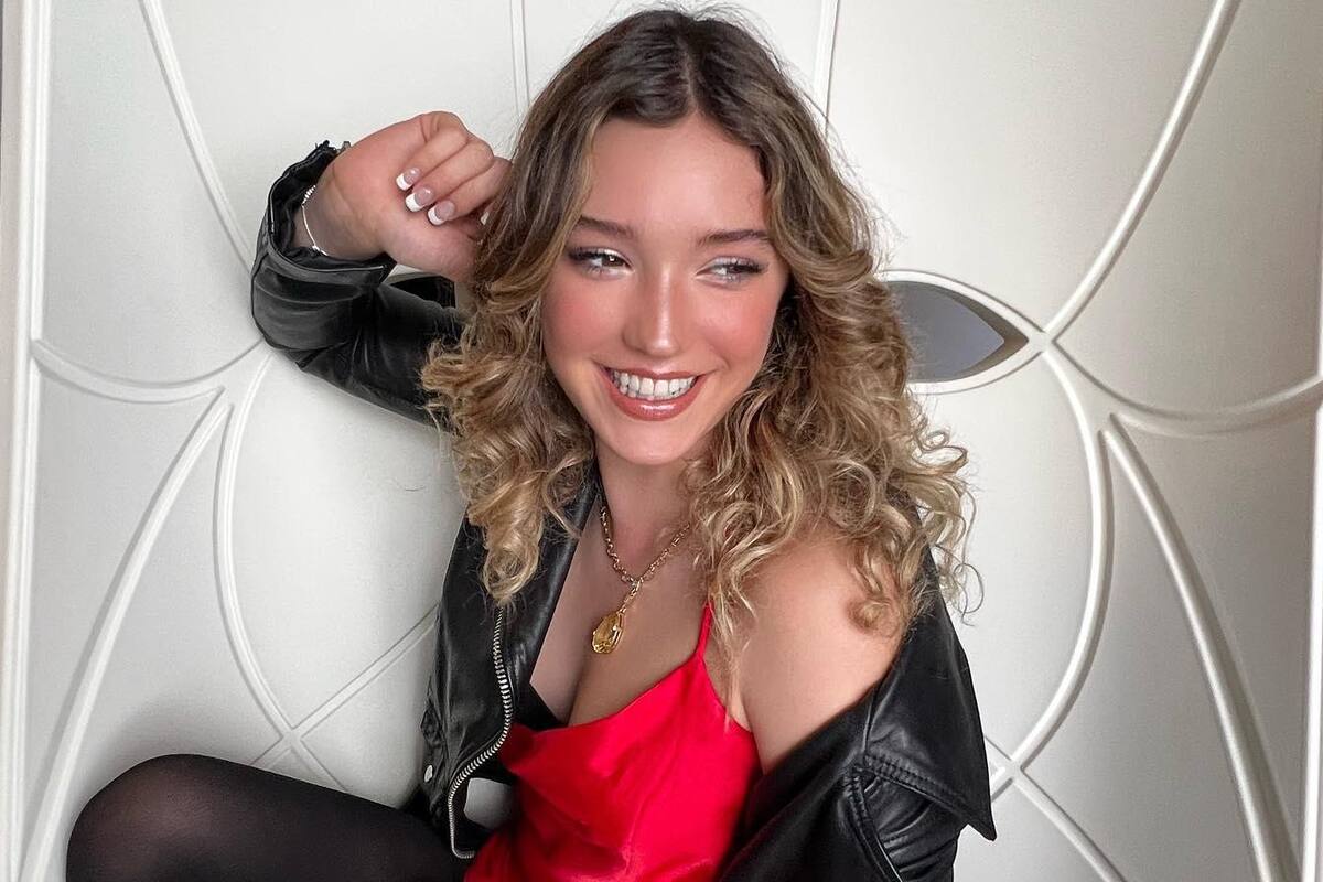 Mia Rubín dejó ver los 'outfits' que utilizó en su viaje a Paris