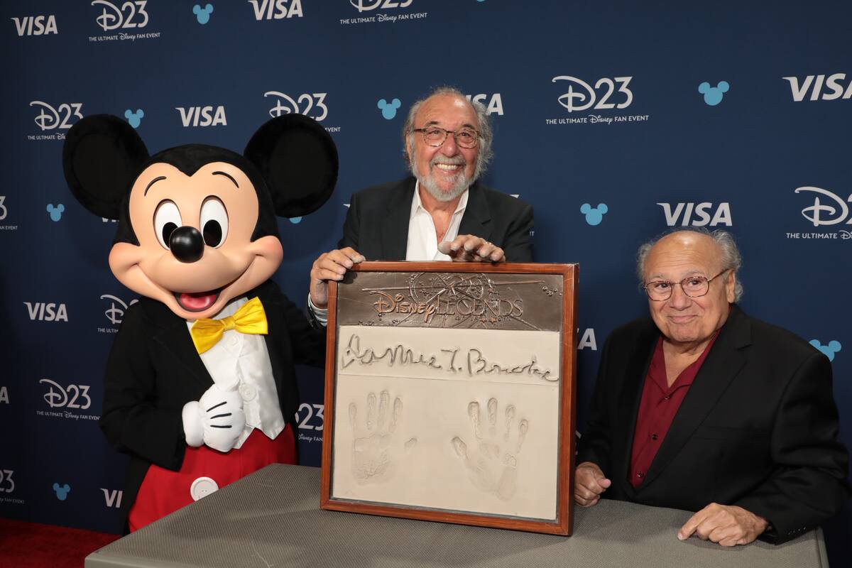 James L. Brooks y Danny DeVito.