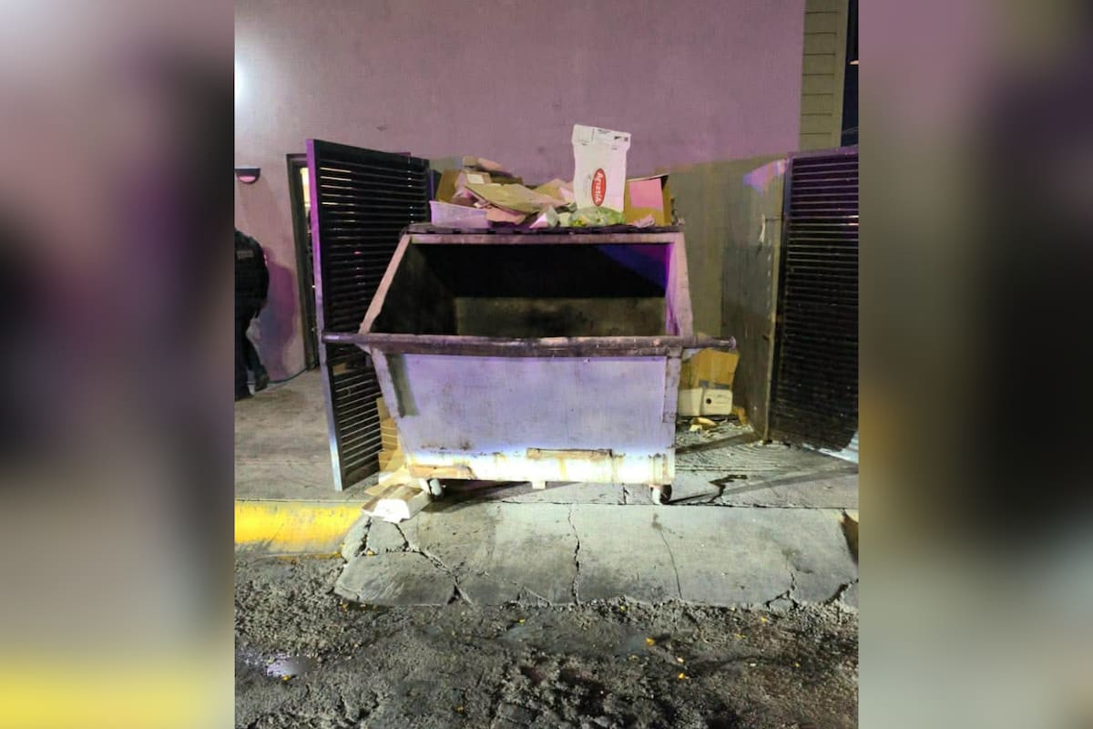 Bomberos de Hermosillo controlan conato de incendio en restaurante de Galerías Mall