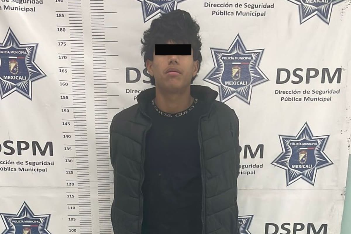 Sorprenden a joven agrediendo a adulto mayor para robarle