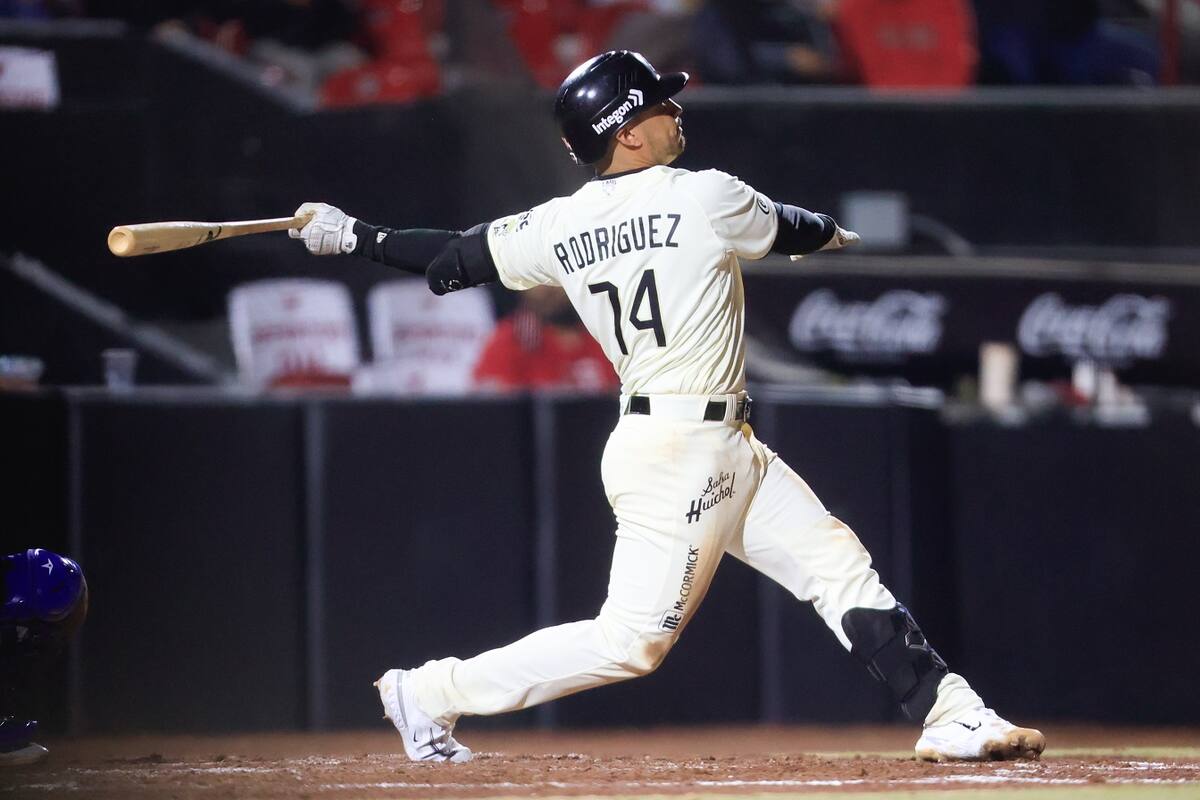 Toros de Tijuana cae en noche histórica de Isaac Rodríguez