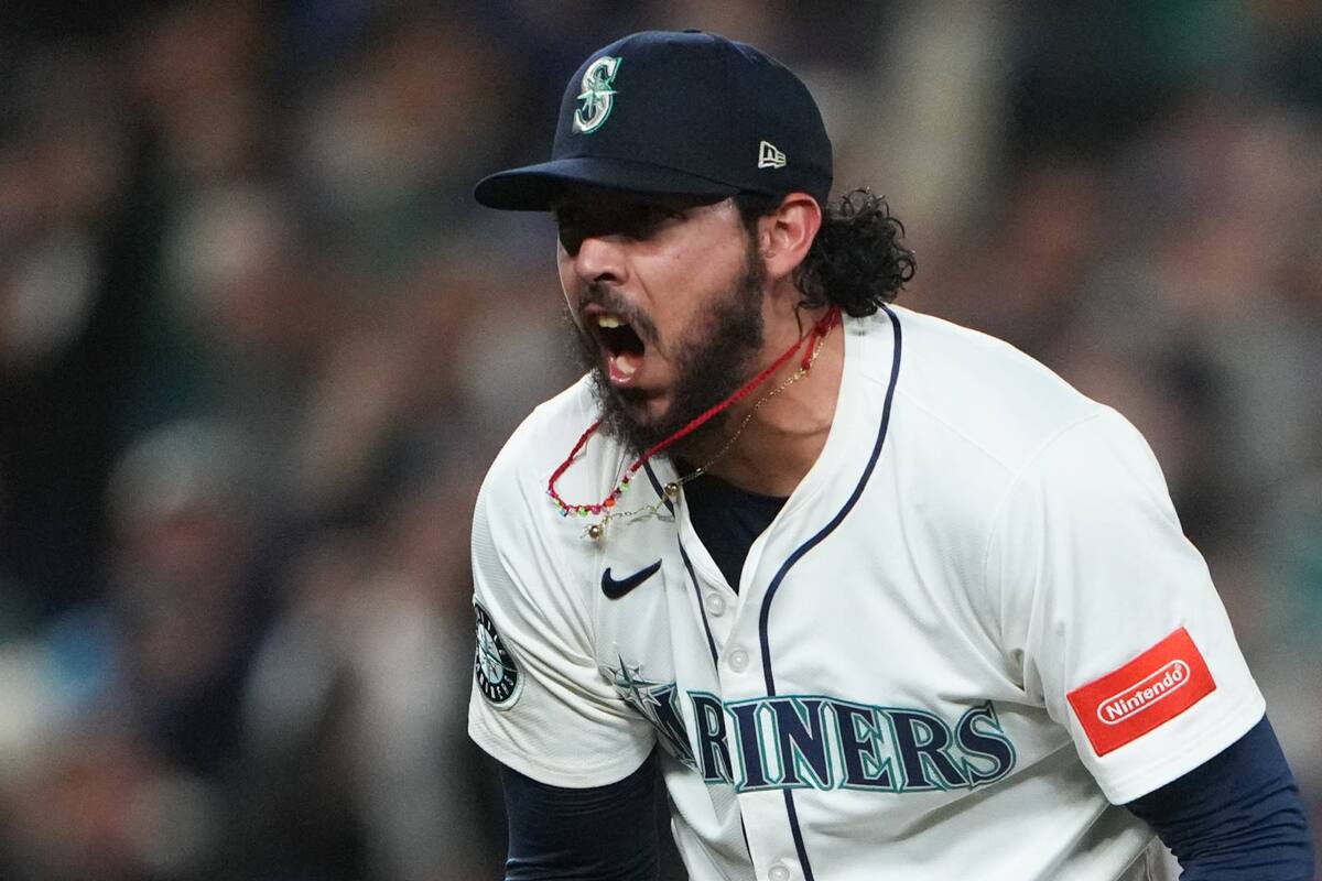 Andrés Muñoz hace historia: tercer mexicano con 100 salvamentos en Grandes Ligas y se acerca al récord de los Marineros de Seattle