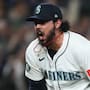 Andrés Muñoz hace historia: tercer mexicano con 100 salvamentos en Grandes Ligas y se acerca al récord de los Marineros de Seattle