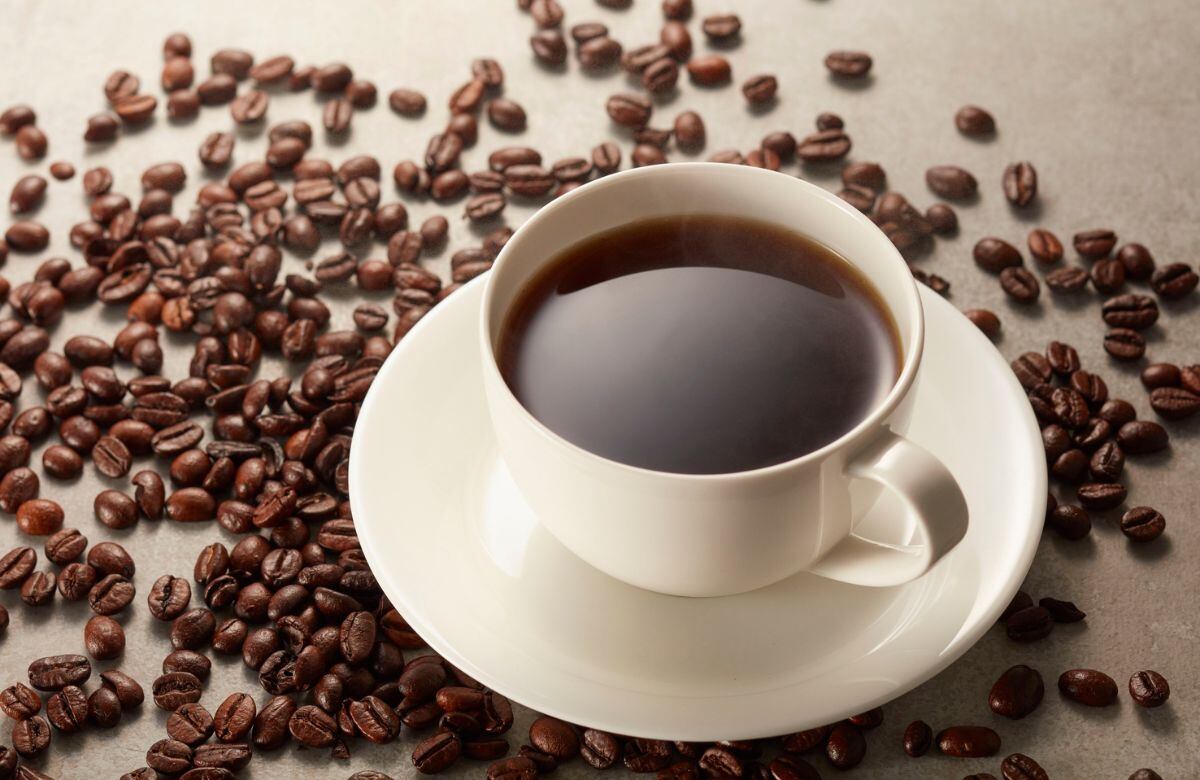 Abandonar el café de manera repentina altera los niveles de energía, concentración y estado de ánimo| Foto: Especial (canva)