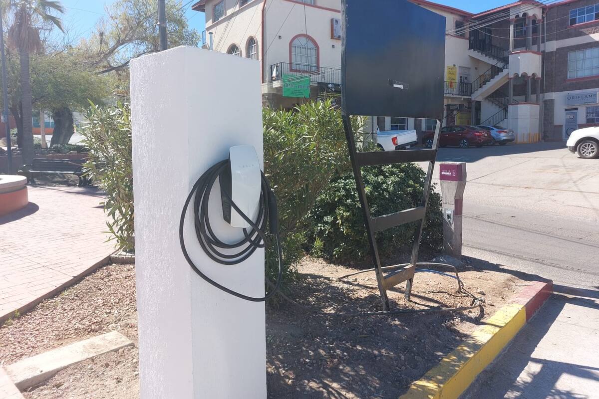 Instalan centros de carga para autos eléctricos en Nogales