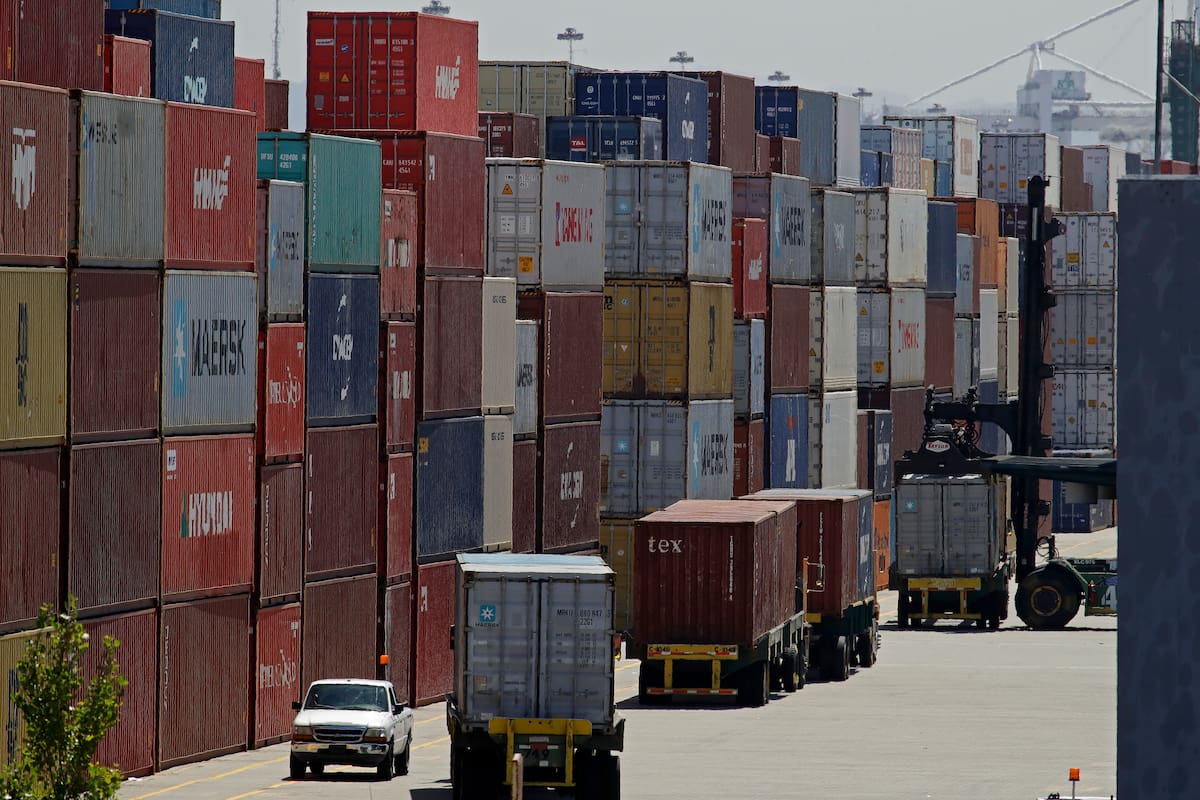 Gobierno impondrá aranceles a más de 1,400 productos, principalmente asiáticos, en el Paquete Económico 2026