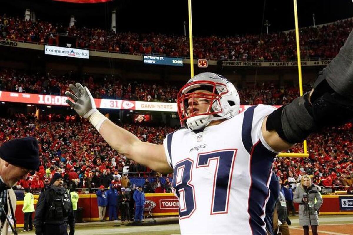 Tom Brady fue la principal razón para que Rob Gronkowski saliera del retiro