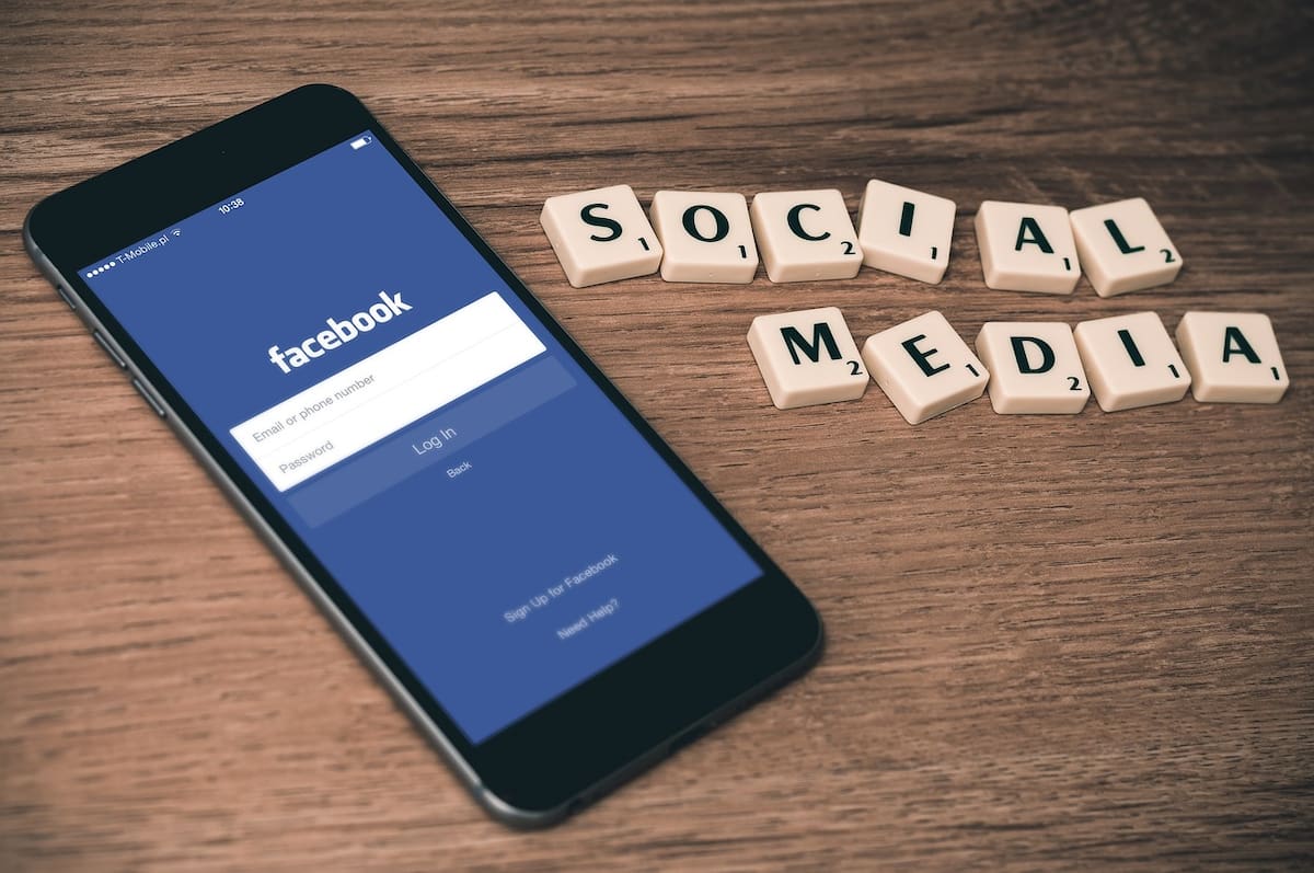 Facebook compensará económicamente a millones de usuarios por haber usado su información sin permiso