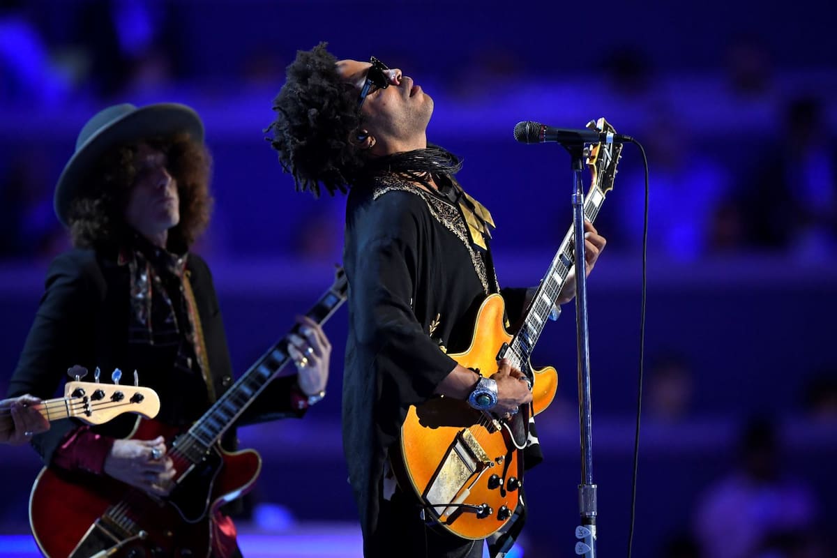 Recuerda Lenny Kravitz cómo encontró su voz