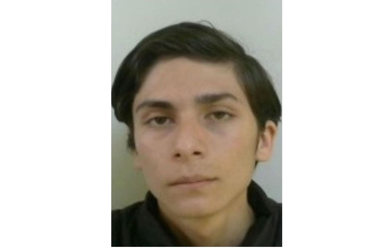 Familiares buscan a Christian Miguel Rodríguez González, de 17 años