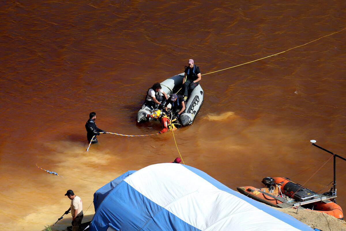 Hallan otra maleta con restos humanos en lago de Chipre
