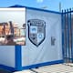 Captan a maestro del Cetmar Empalme abriendo mochilas mientras los alumnos estaban fuera del salón