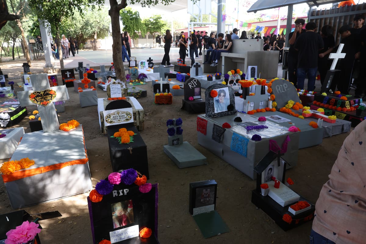 La actividad reunió a alumnos, docentes y padres de familia en torno a la preservación de las tradiciones mexicanas. Foto: Teodoro Borbón