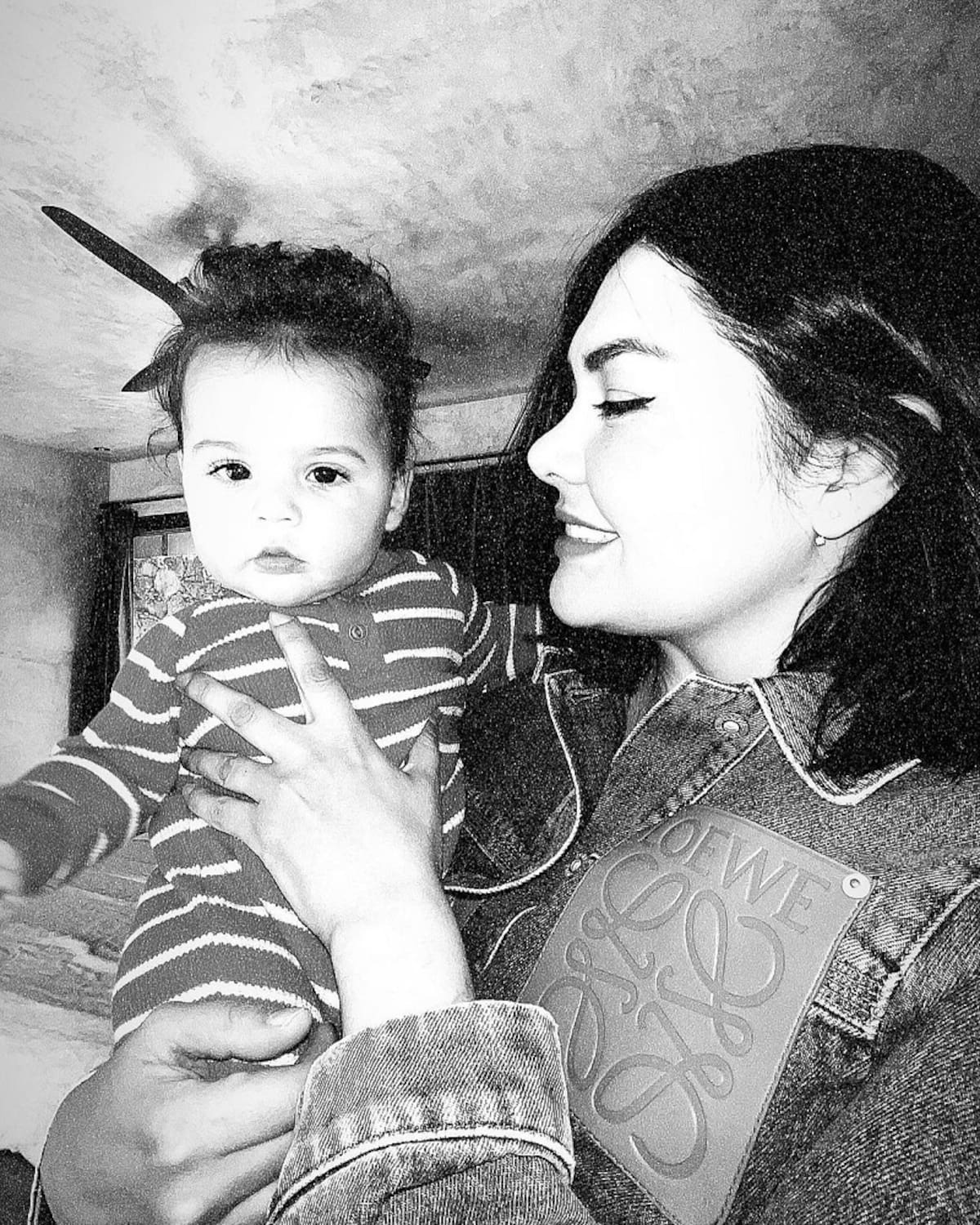 Yuridia y su hijo Benicio.