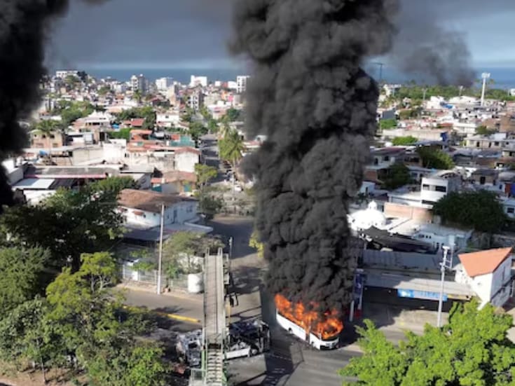 Buscan en Jalisco y Nayarit a 23 reos de alta peligrosidad fugados del penal de Ixtapa en Puerto Vallarta; autoridades difunden fichas, activan operativo regional y aseguran tener identificados domicilios de varios de los prófugos