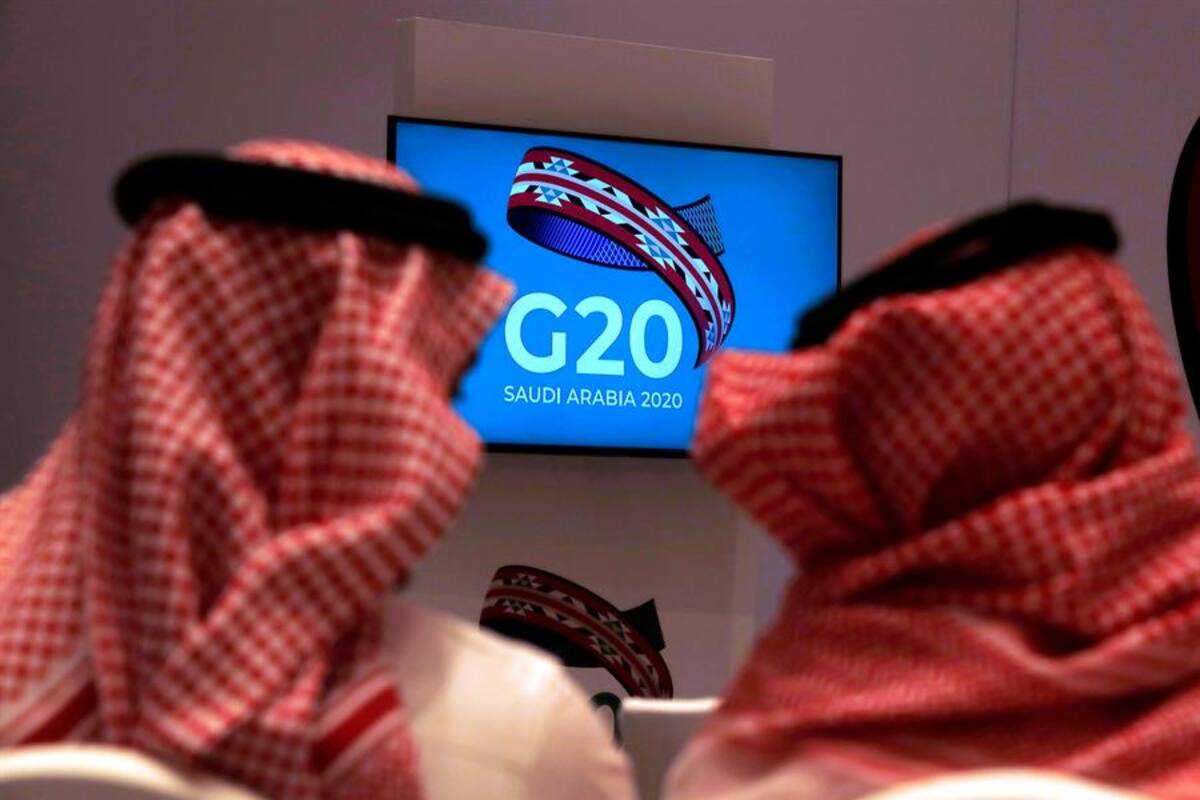 Precios del petróleo repuntan 1% tras alcanzar acuerdo en la OPEP