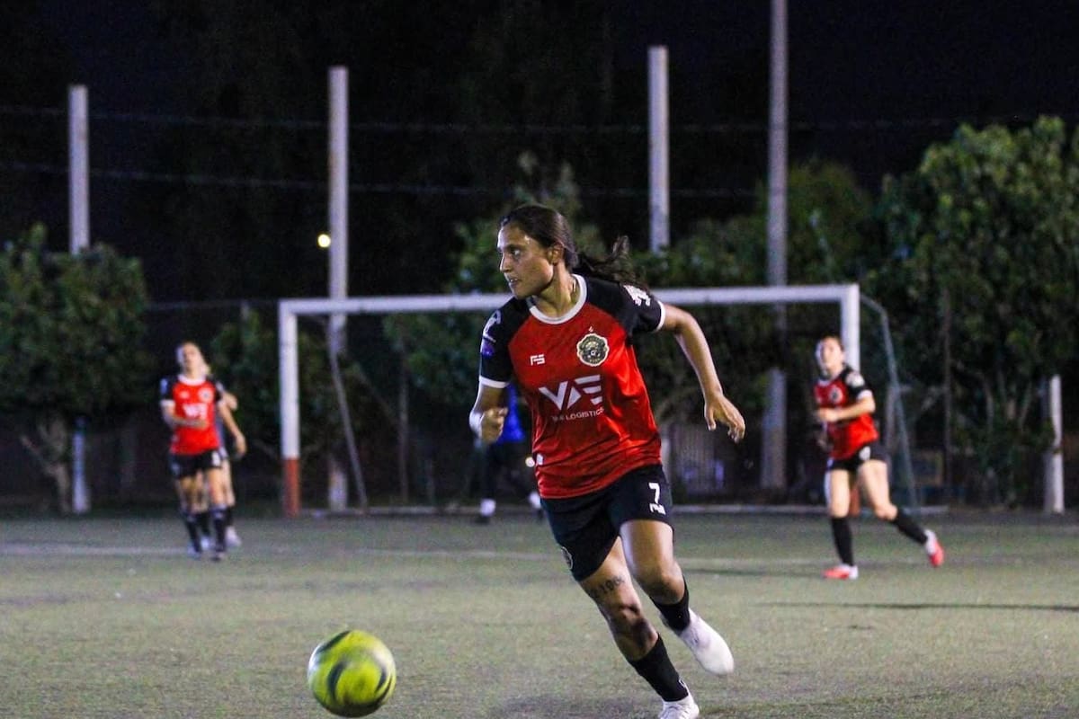 Manchester Vera golea 11-0 y mantiene el liderato en la Liga Urbana Femenil
