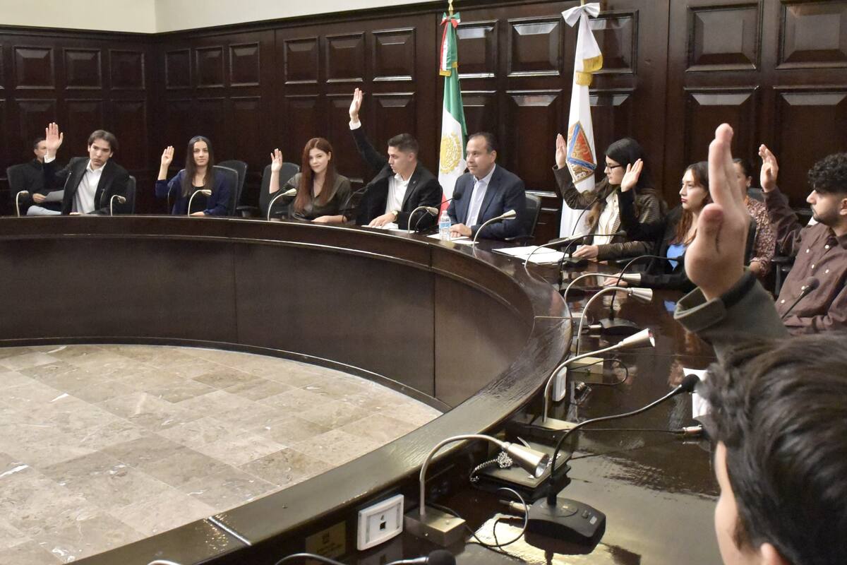 Suma Astiazarán a jóvenes para trabajar a favor de Hermosillo