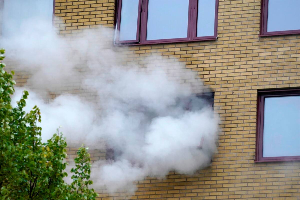 Explosión en edificio de Suecia deja al menos 16 heridos
