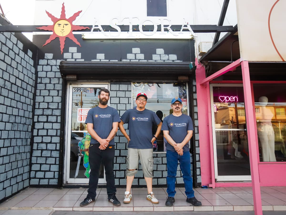Tres amigos y coleccionistas decidieron convertir su pasión en un espacio abierto para todos; Astora no solo vende comic y figuras, también defiende el derecho a disfrutar lo que amas sin miedo a lo que dirán. Fotos Juan Morales