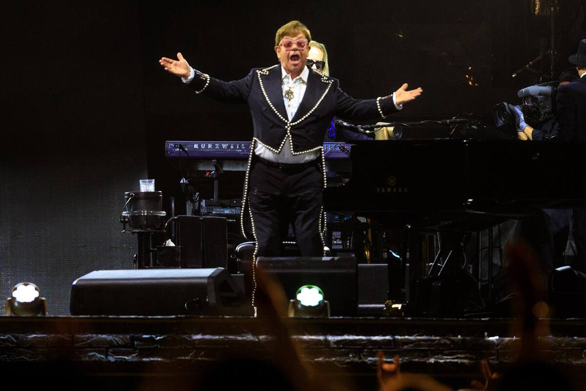 Elton John se despide a lo grande en San Diego