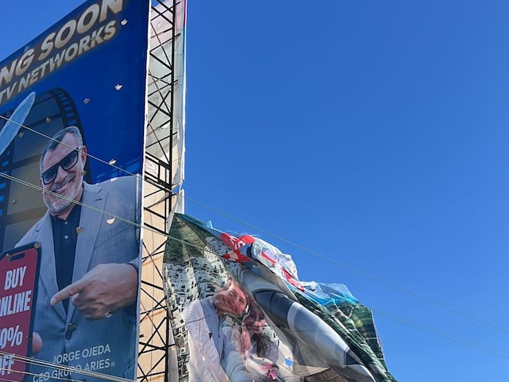 CFE atiende emergencias eléctricas por vientos de Santa Ana en Rosarito