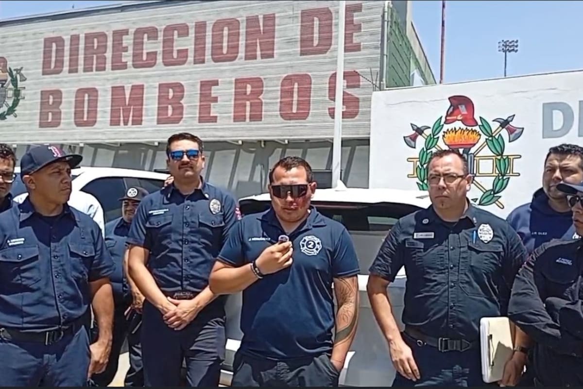 Bomberos de Ensenada reclaman aumento salarial