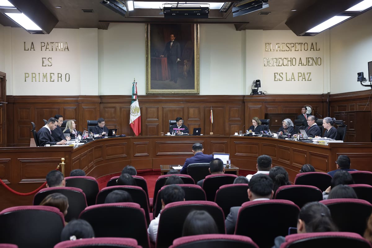 SCJN determina que nadie puede ir a prisión por una deuda puramente civil: si debes a Coppel, Elektra o un banco, el simple incumplimiento de pago no basta para encarcelarte, aunque la deuda siga vigente y el acreedor pueda recurrir a cobranza, demandas y otras vías legales, según reafirmó la Suprema Corte este miércoles