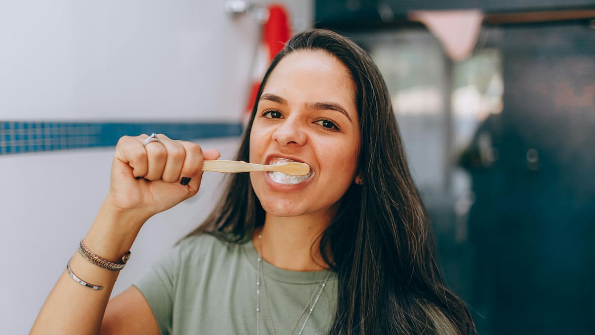 ¿Cuántas veces al día es necesario cepillarse los dientes? Esto dicen los especialistas