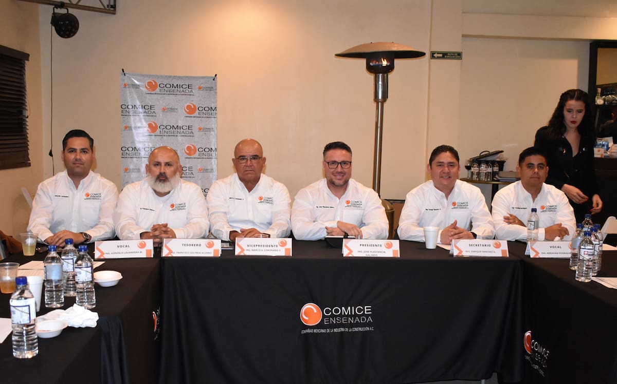 También fueron electos Marco A. Coronado Valenzuela, como vicepresidente; Enrique Sánchez González, secretario; Francisco Solorza Álvarez, tesorero; Gonzalo Lavandera Morante y Abraham Santiago Rodríguez, vocales, todos de la planilla “Visión y Progreso”.