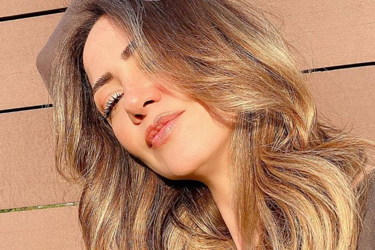 Andrea Legarreta se une al movimiento 'Un día sin mujeres'