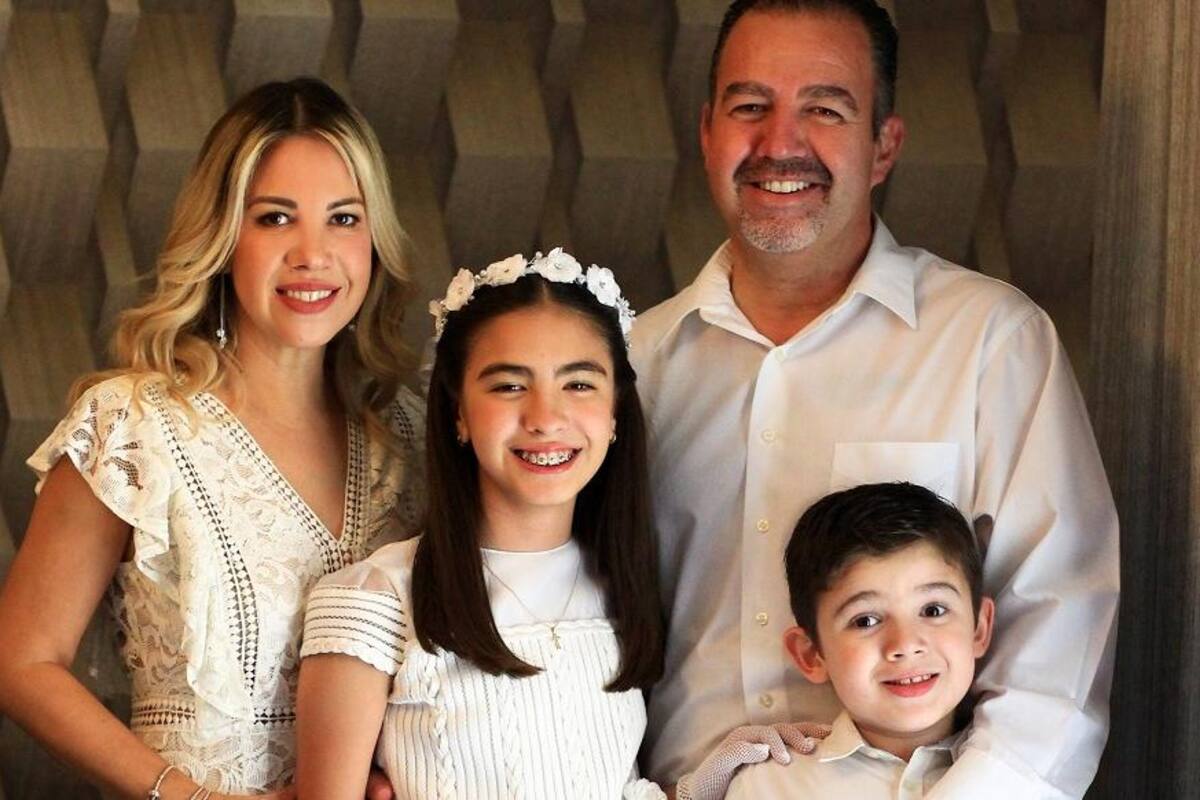 Natalia Pulido Molina comulga por primera vez