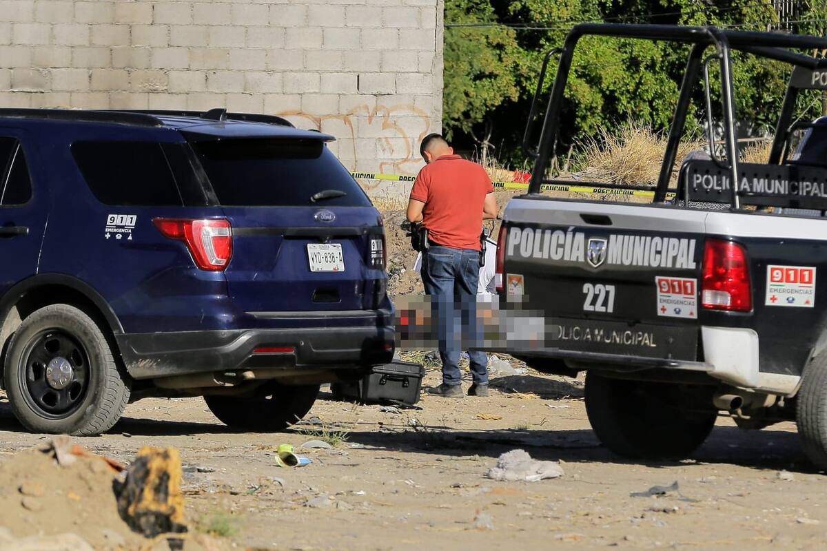 Asesinan a tiros a hombre en colonia Cuatro Olivos