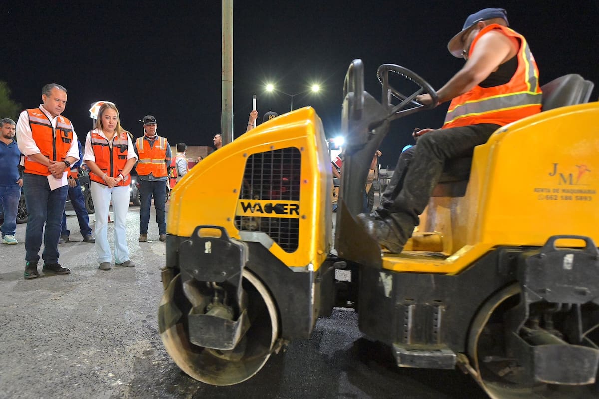 Supervisa Astiazarán bacheo Nocturno en el Norte de Hermosillo