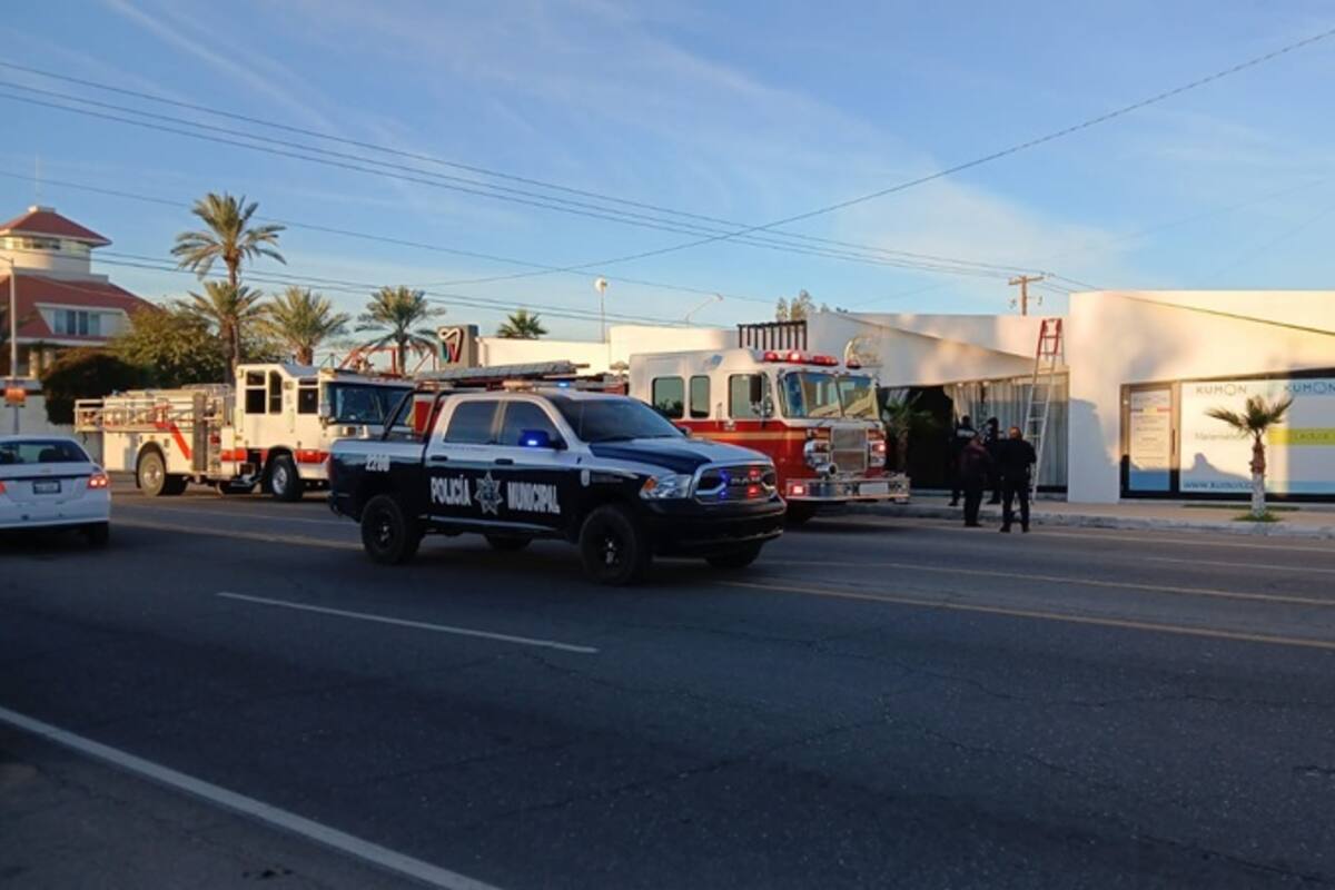 Con bomba molotov incendian clínica de belleza