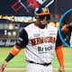 ¡Con el pie derecho! Así le fue a Isaac Paredes en su debut con Naranjeros de Hermosillo