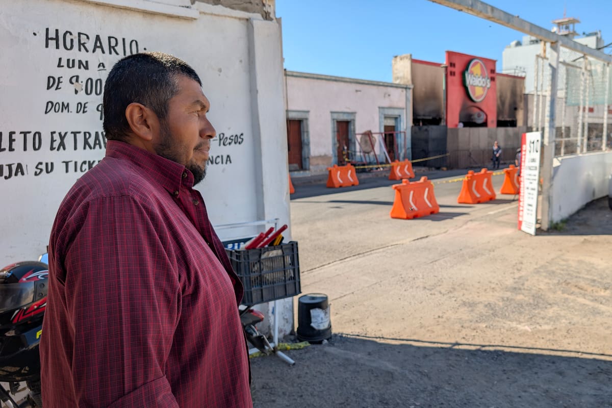 “Vi a personas con la ropa quemada corriendo por la calle”: Testigo del incendio en Waldo’s de Hermosillo narra el caos vivido tras la explosión e incendio de la tienda
