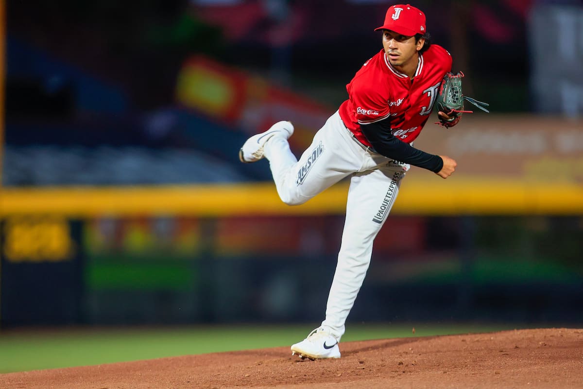 Toros pega primero en el playoff