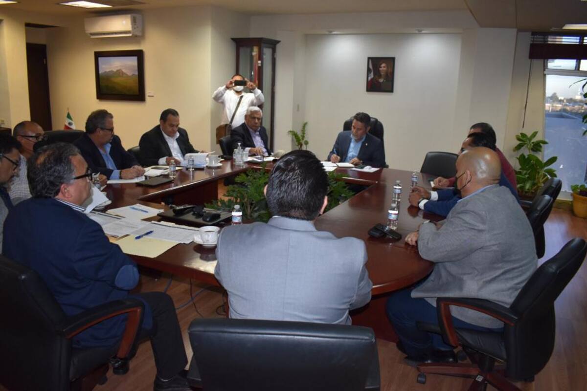Acuerda Gobierno de Baja California pago a maestros activos, jubilados y pensionados